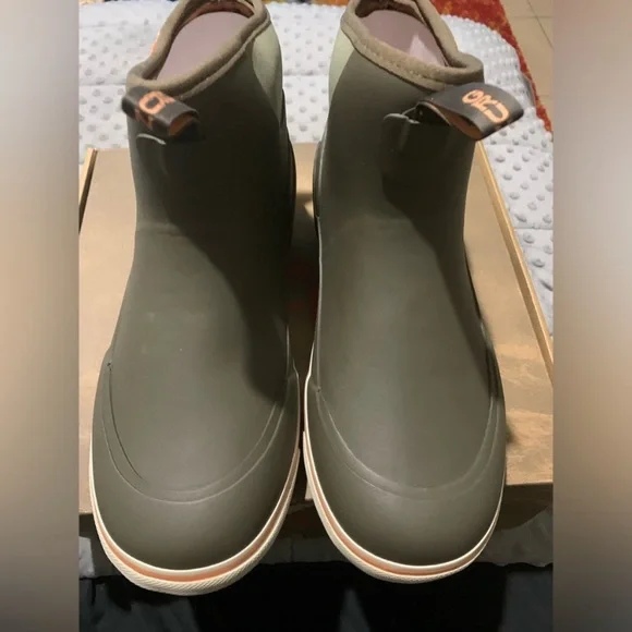 Grundens Women’s DECK-BOSS Ankle Boot - Picture 7 of 14